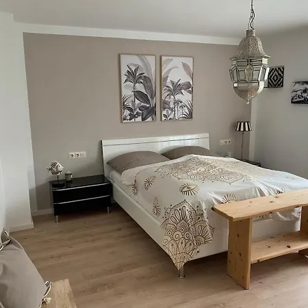 & Birds アパート